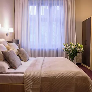 ellenőrizze a rendelkezésre állást